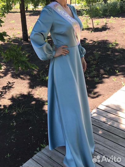 Женское платье