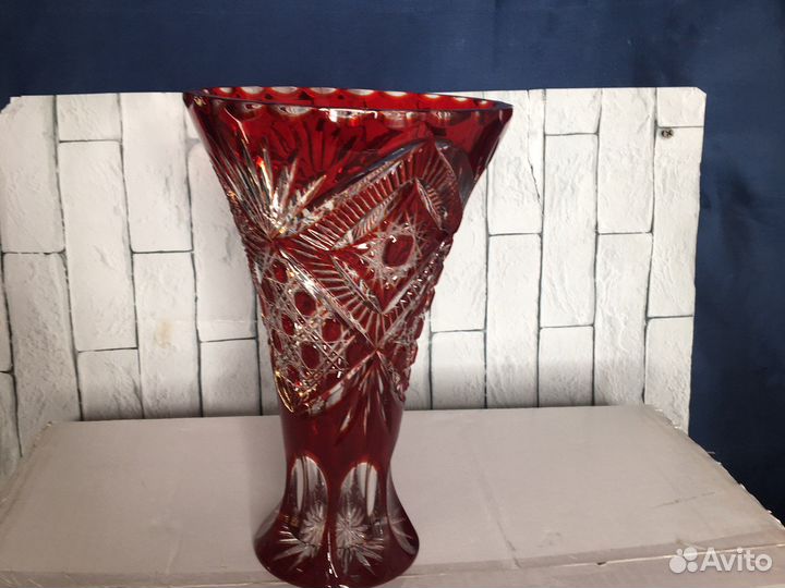 Ваза цветной хрусталь