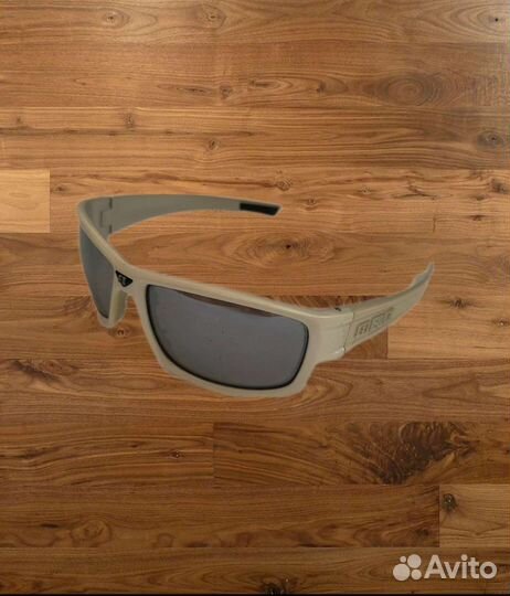 Спортивные очки Adidas