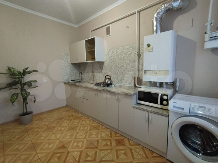 1-к. квартира, 50 м², 3/6 эт.