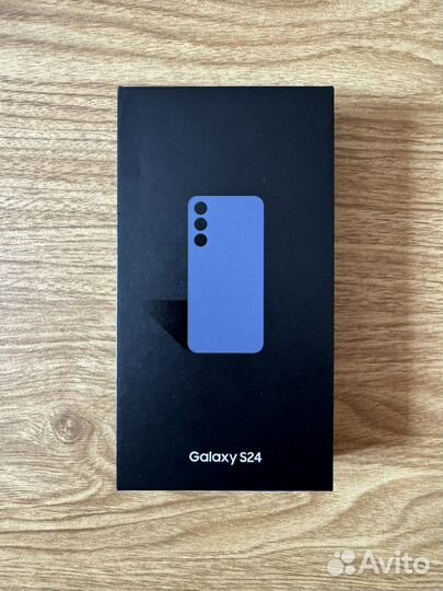 Samsung Galaxy S24, 8/128 ГБ