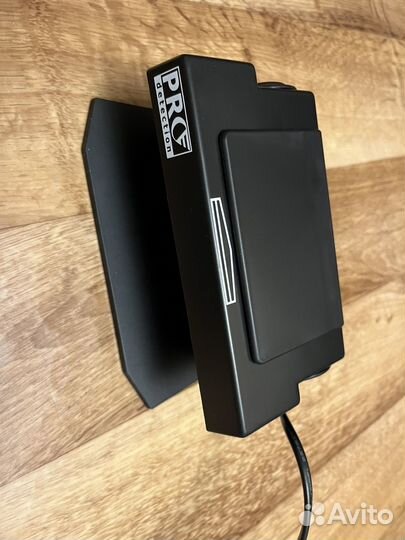 Ультрафиолетовый детектор банкнот и документов