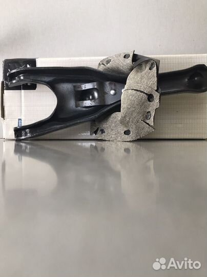 Вилка сцепления с пластиной