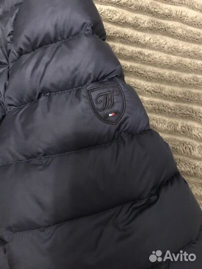 Tommy hilfiger куртка