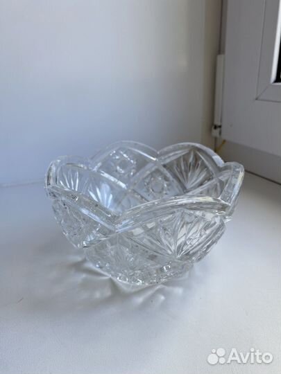 Хрустальная ваза