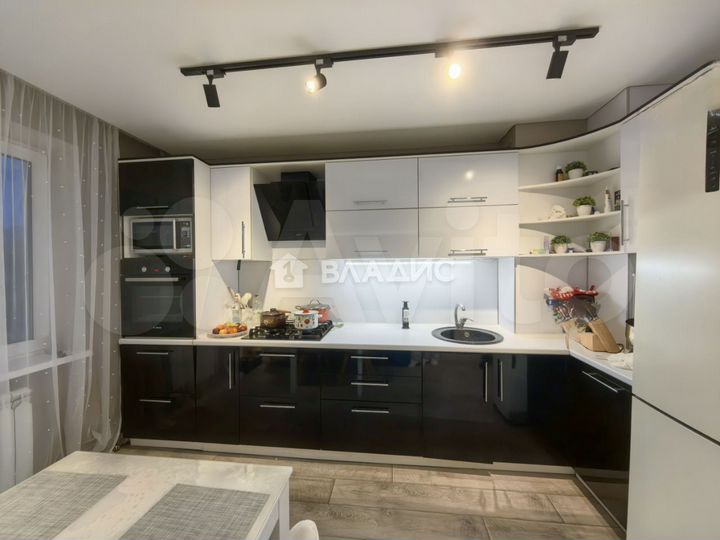 3-к. квартира, 68,9 м², 3/10 эт.