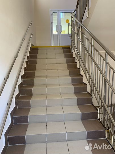 Перила на лестницу / Ограждения от производителя