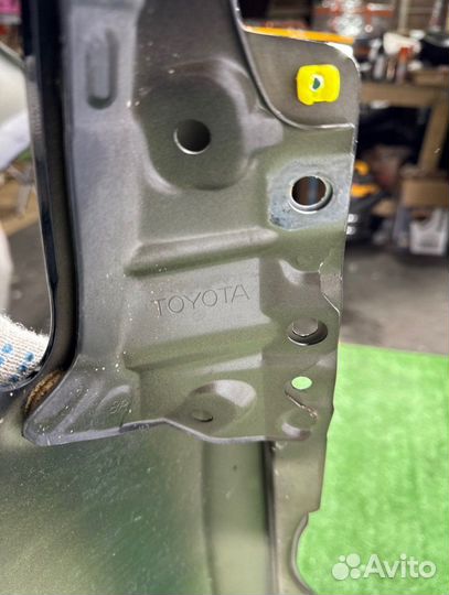 Крыло переднее правое Toyota Camry XV70 2017-2021