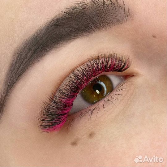 Наращивание ресниц в салоне красоты