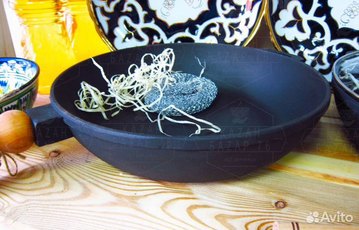 Чугунная сковорода литая 28см