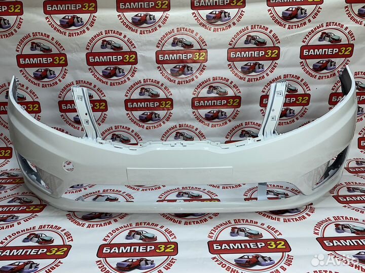 Киа Рио бампер передний белый в цвет кузова