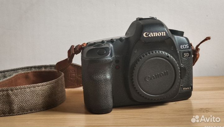 Фотоаппарат canon 5D mark ii
