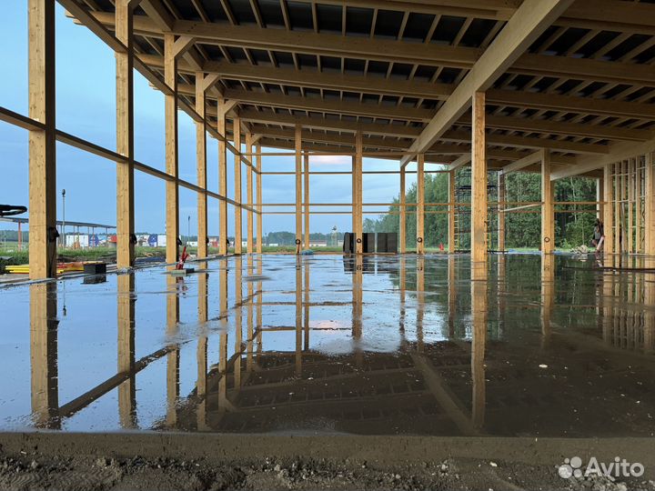 10 бригад по полусухой стяжке пола на стройку