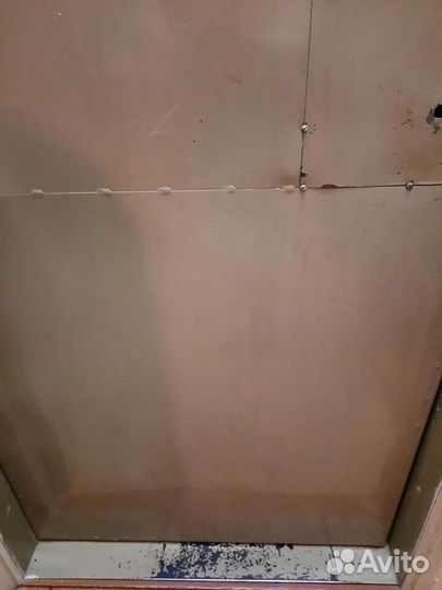 Металлические двери б/у