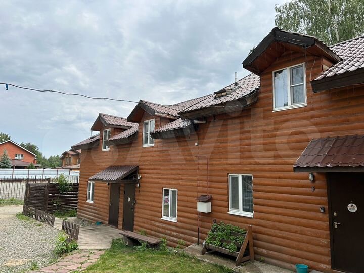 Таунхаус 45 м² на участке 9 сот.