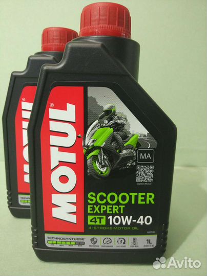 Масло моторное 10w40 Motul для скуторов Scooter