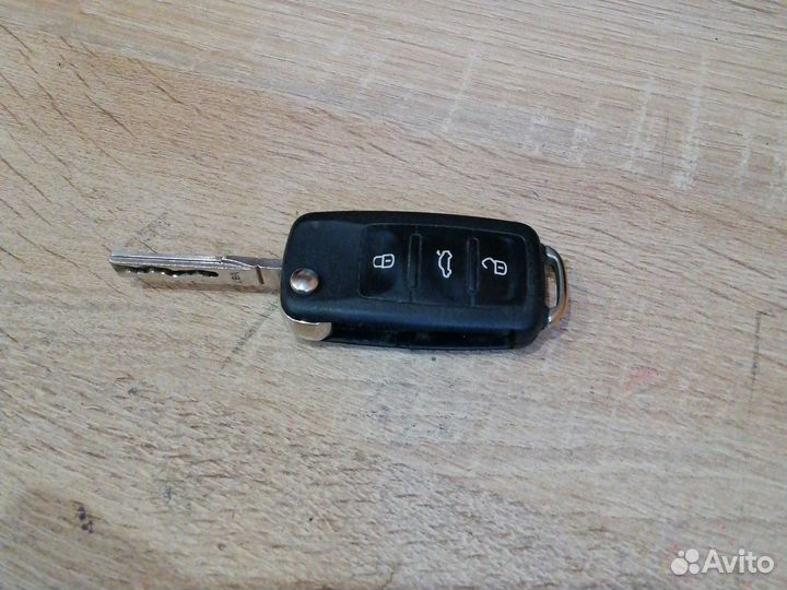 Ключ выкидной Volkswagen