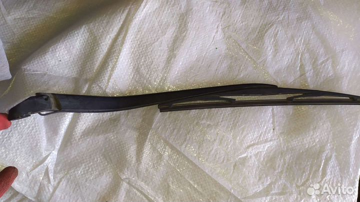 Дворник задней двери Honda Mobilio Spike GK2