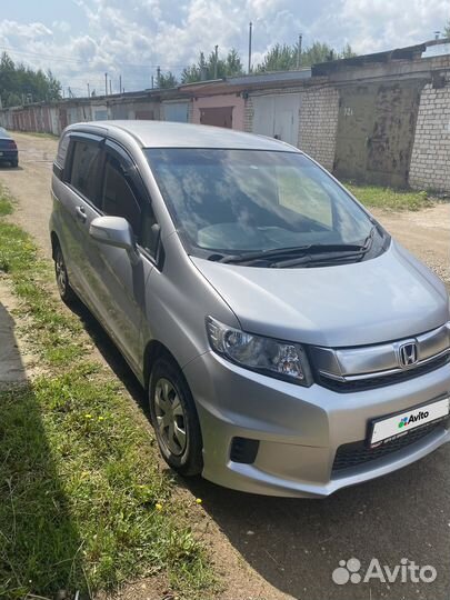 Honda Freed, 2015