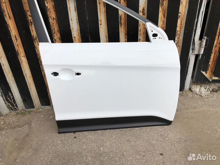 Передний правый дверь Хундай Крета 2015-2021