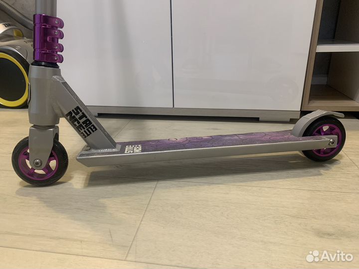 Детский трюковой самокат