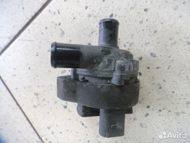 Дополнительный насос ож Mercedes C-Class W205