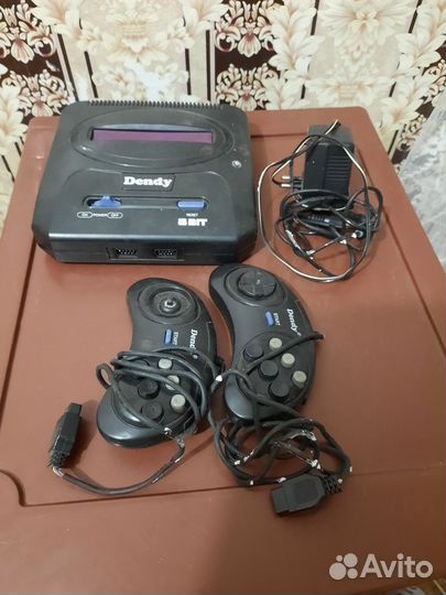 Игровая приставка dendy