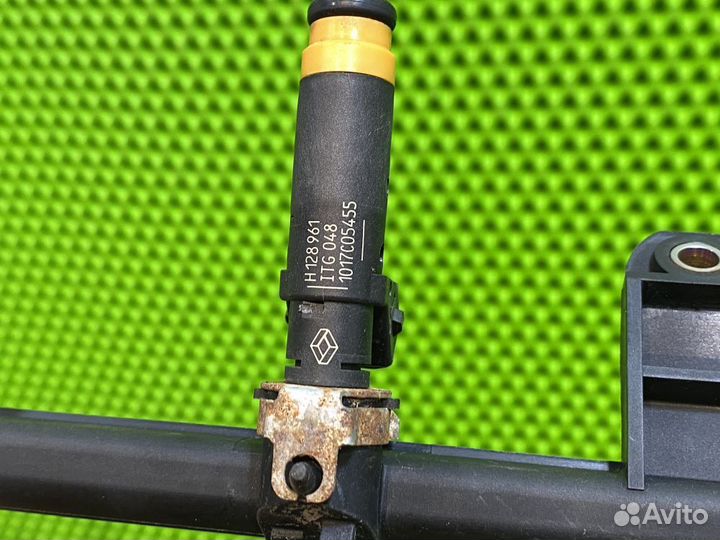 Рейка(рампа) топливная Renault Clio 2, Symbol 1.4