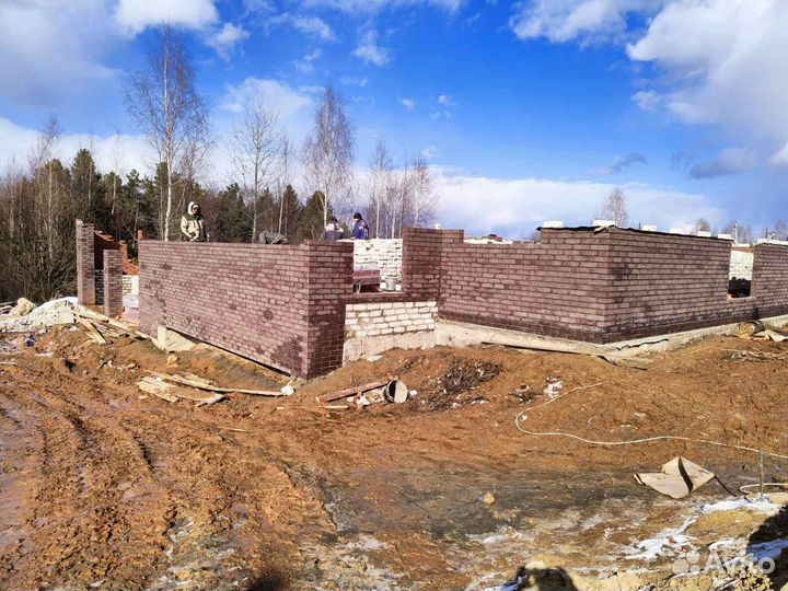 Каменщики, кровельщики, бетонные работы