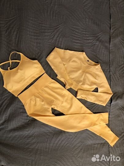 Спортивный костюм женский новый