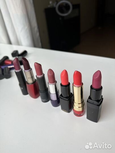 Косметика Lancôme, Estée Lauder, Kiko Milano и др