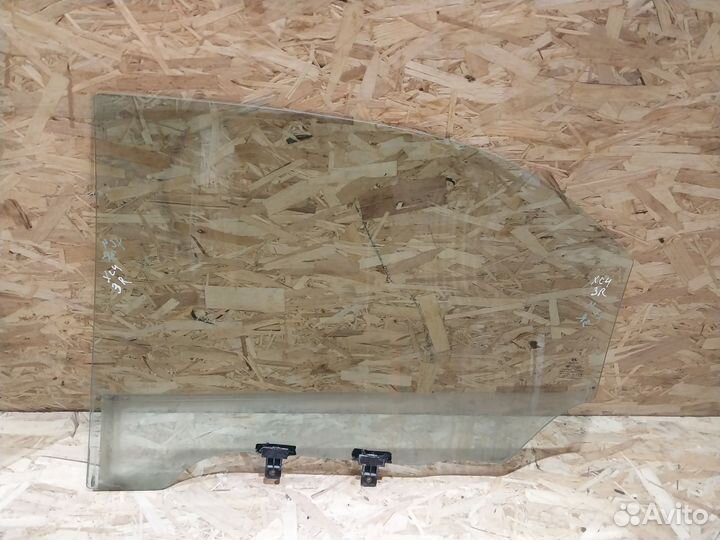 Стекло двери заднее правое Hyundai Sonata 4 EF