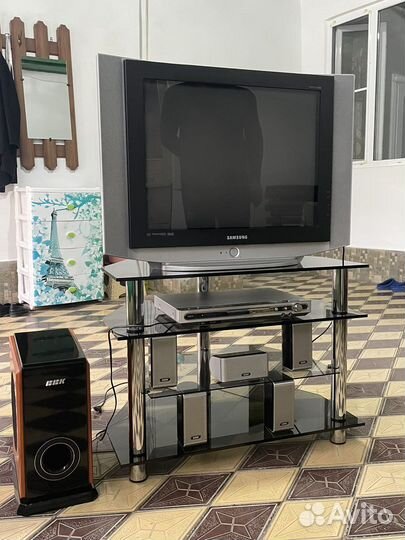 Телевизор samsung