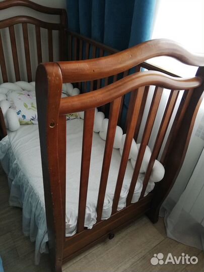 Giovanni. Детская кроватка (массив дерева)