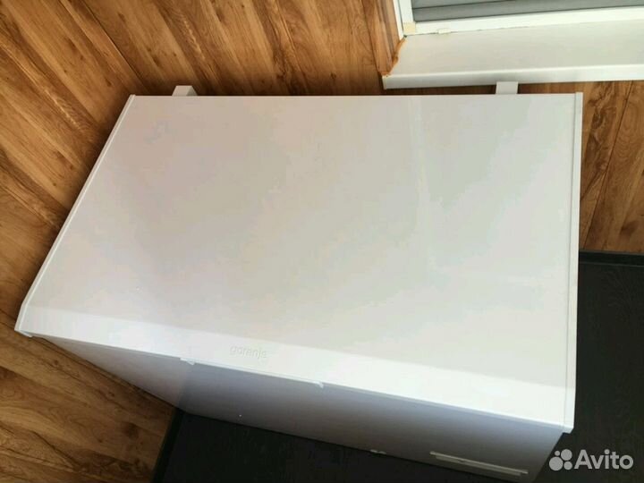 Лари морозильные с зимней защитой