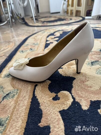 Туфли женские