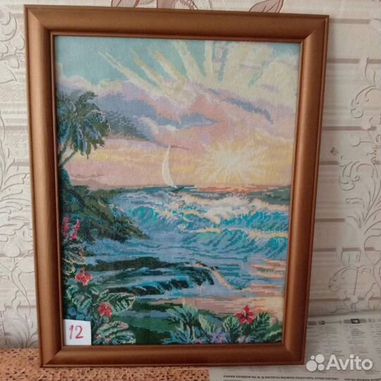 Продам текстильные картины вышитые крестиком