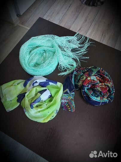 Шарфы и палантины