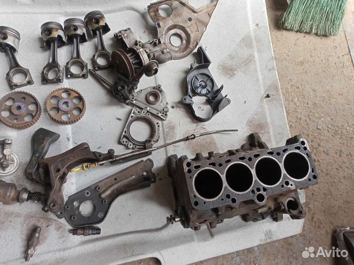 Двигатель по частям Volkswagen 1,6 JK дизель