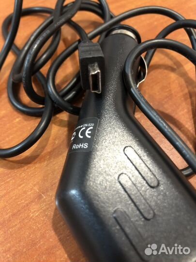 Автомобильное зарядное устройство mini USB