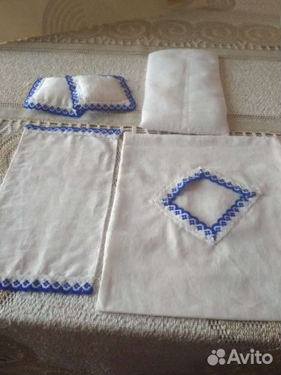 Куколки с кроваткой,коляской и бельем