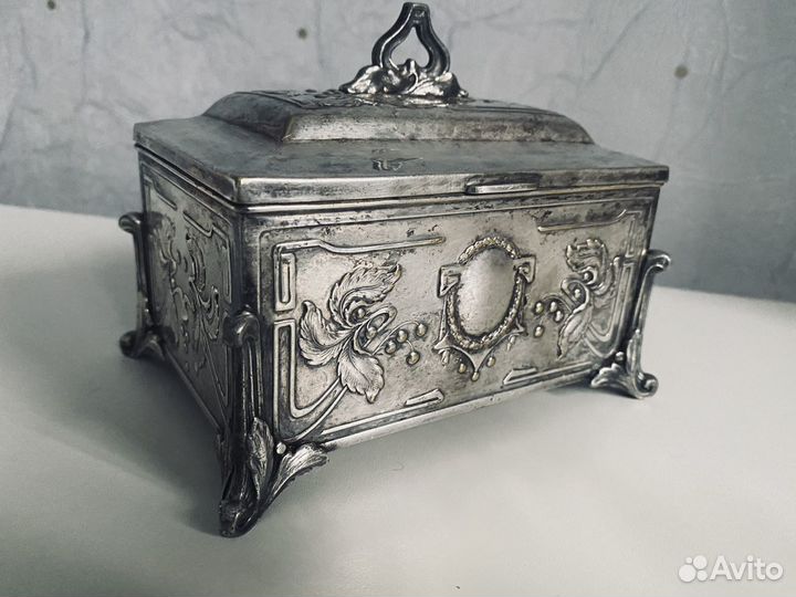 Антикварная шкатулка 19в. Серебрение