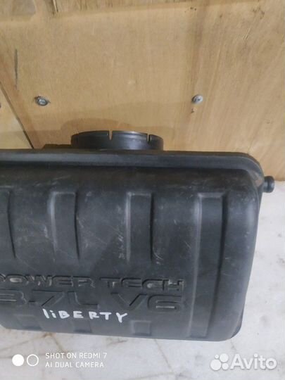 Резонатор воздушного фильтра Jeep Liberty KJ