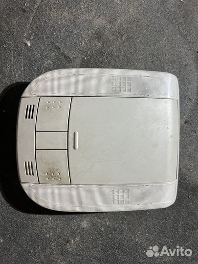 Плафон освещения Toyota Corolla 150