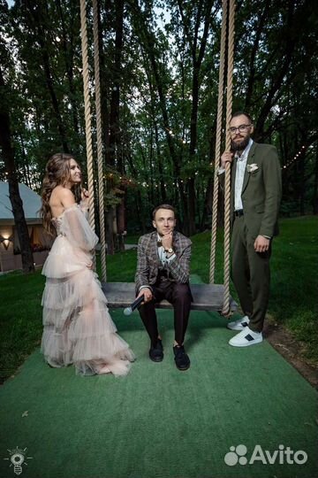 Ведущий на свадьбу