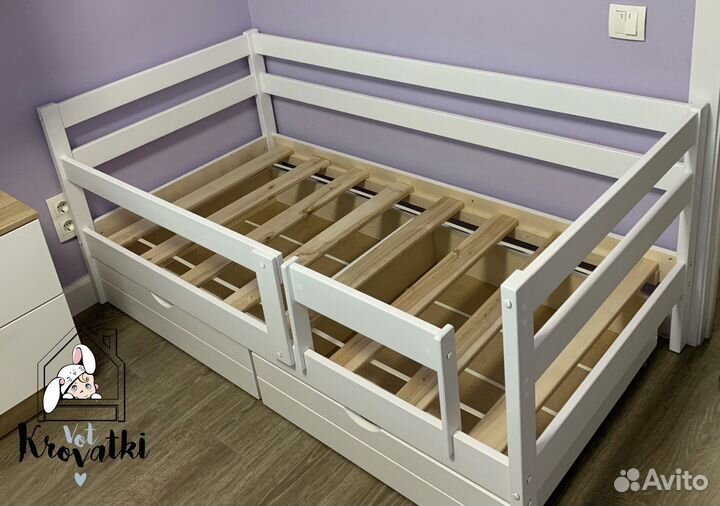 Кровать детская «Соня» с бортиком