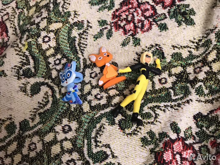 Фигурки из киндер сюрприза