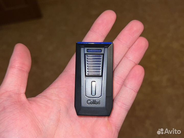 Зажигалка для сигар Colibri