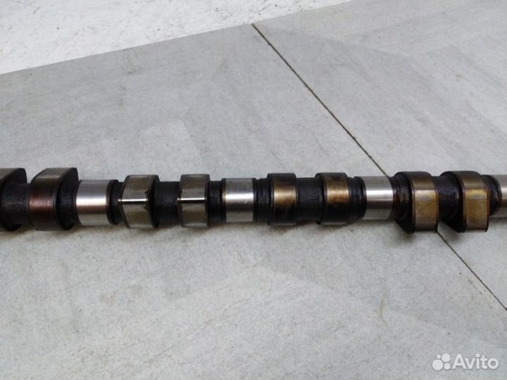 Распредвал выпускной