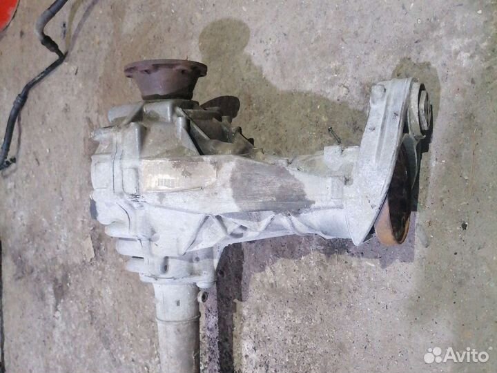 Редуктор переднего моста Audi Q7 4L 2010